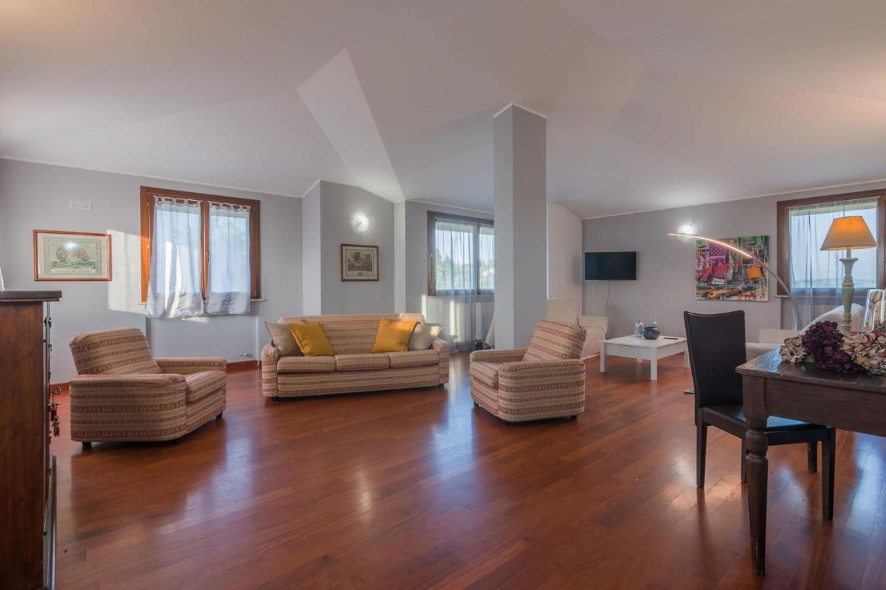 Villa Candelara Екстер'єр фото